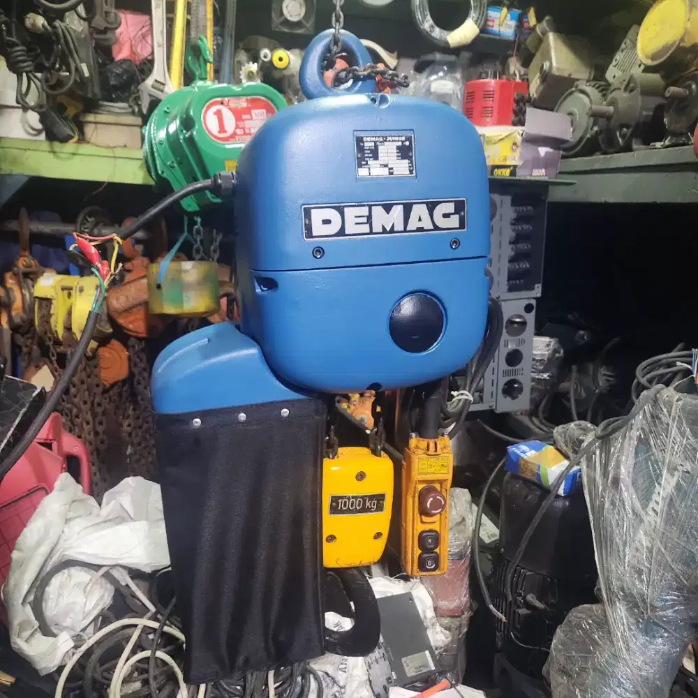 Chain hoist DEMAG 1 TON