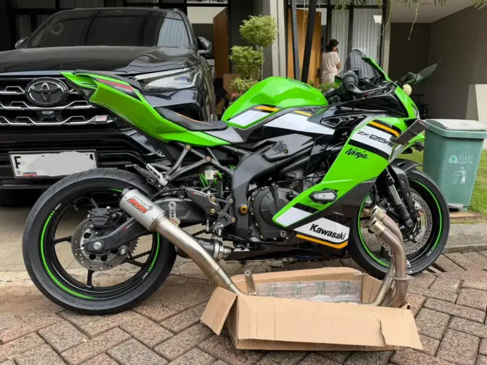 Knalpot Prospeed Python Series Fullsystem Untuk ZX25RR / ZX25R