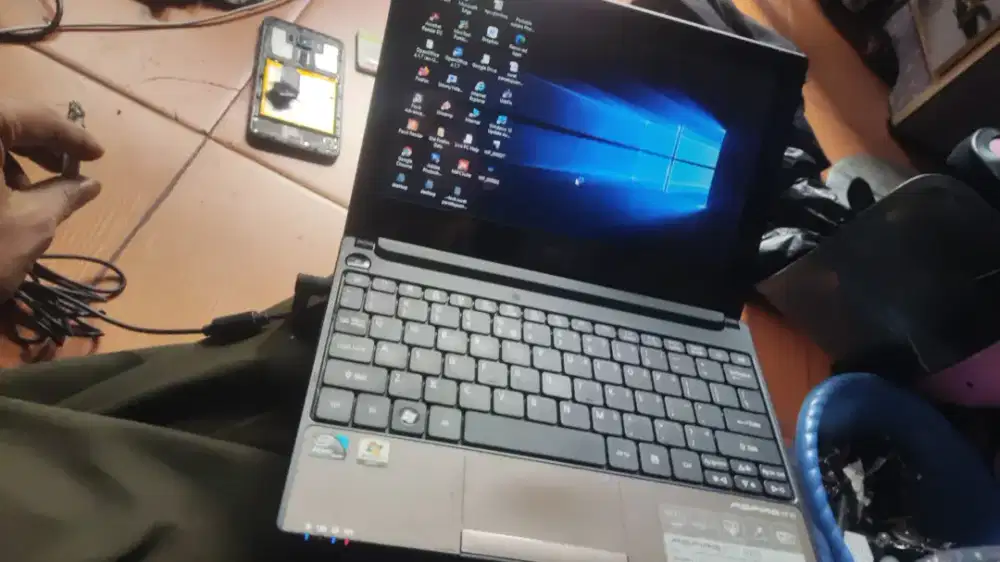 Notebook Acer aspire one d255