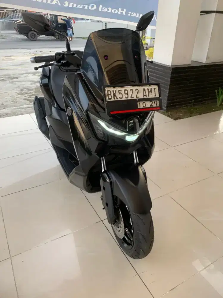 Nmax Neo S connected