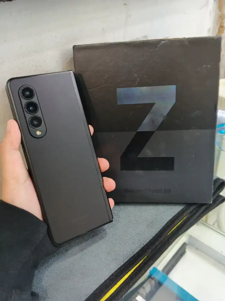 Samsung Z Fold 3 5G 12/256 Fulset ori no minus resmi sein