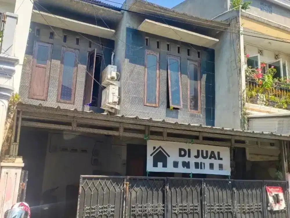 Rumah 2 Lantai di Pondok Kelapa Akses Mudah dan Aman