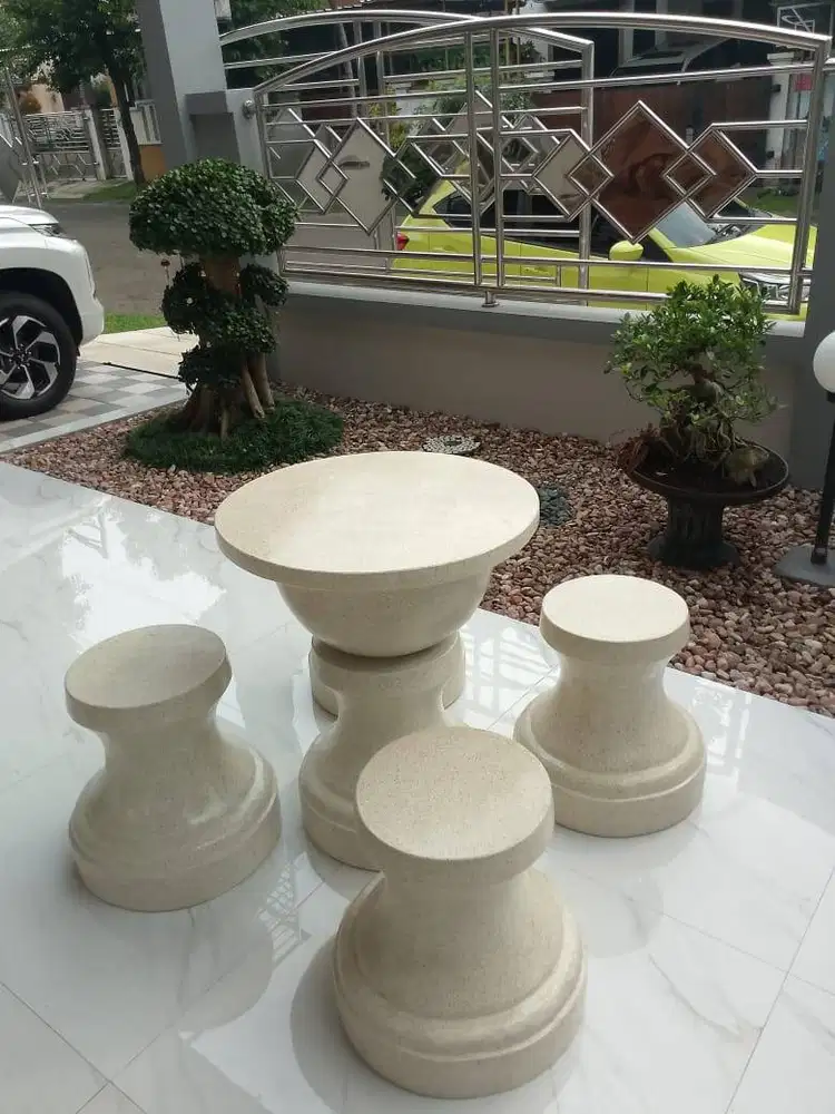 Meja dan bangku terazzo minimalis hiasan teras