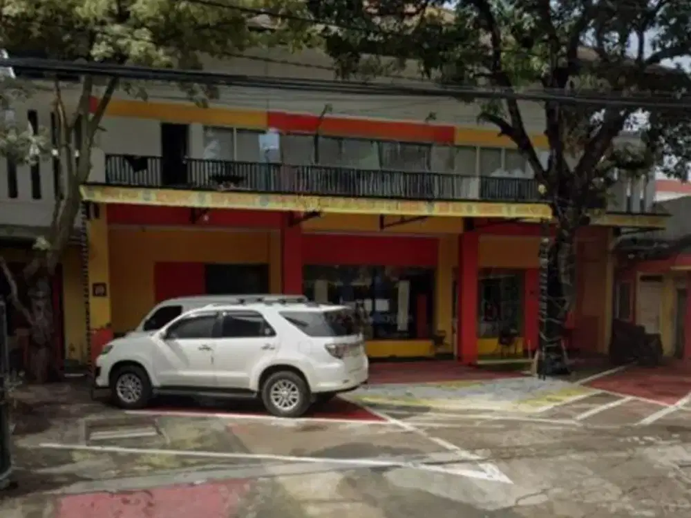 RUMAH USAHA di RAYA JEMURSARI STRATEGIS