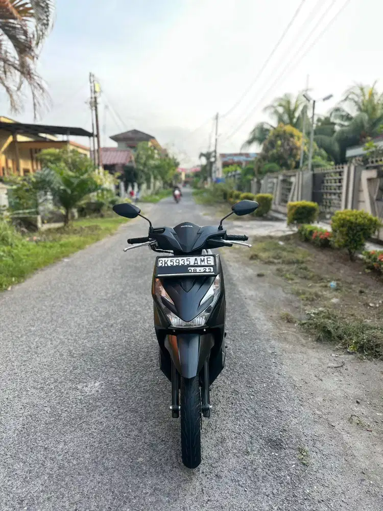 Honda Beat Deluxe Smartkey Tahun 2024