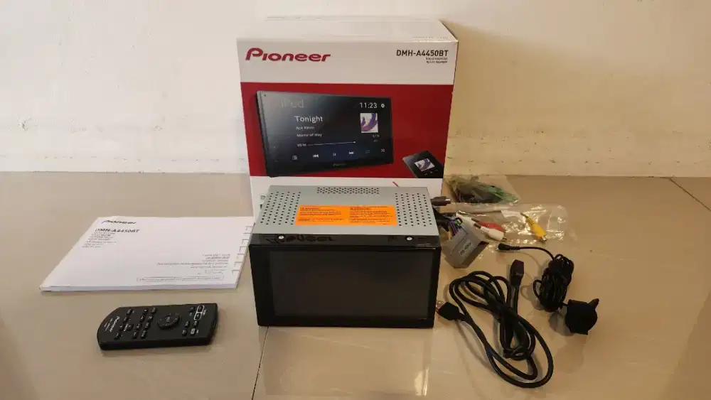 Head Unit Pioneer DMH-A4450BT
