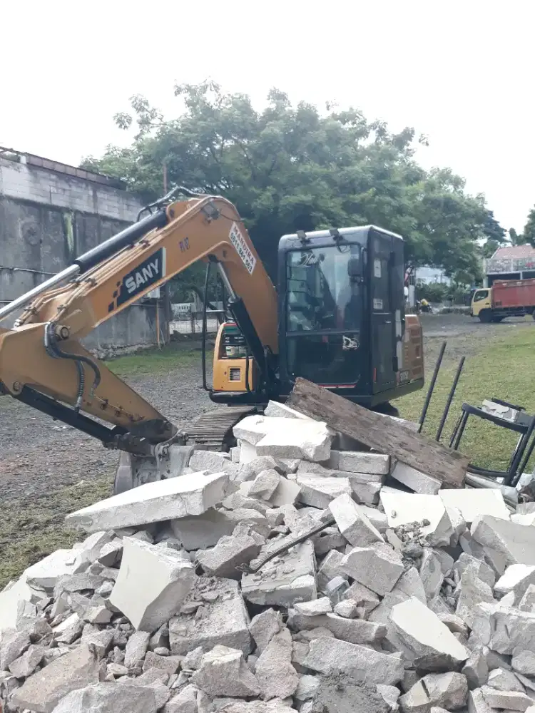 Tandem roller 4-6 ton becko pc 100 dumptruck