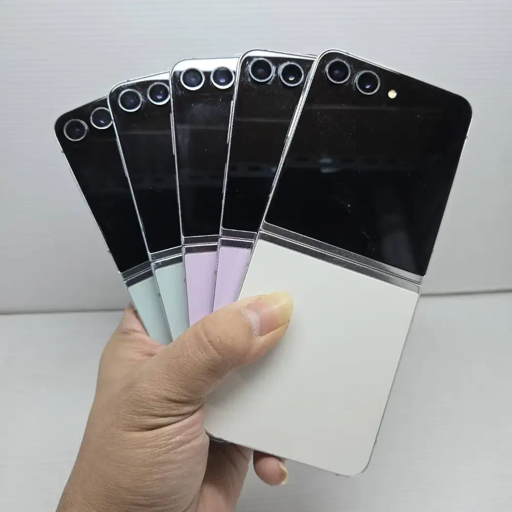 HOT ITEM!  SAMSUNG GALAXY Z FLIP 5 512 FULLSET MULUS  99% LIKE NEW RES