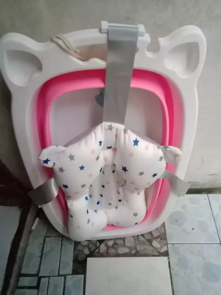 Bathub / bak mandi bayi lipat