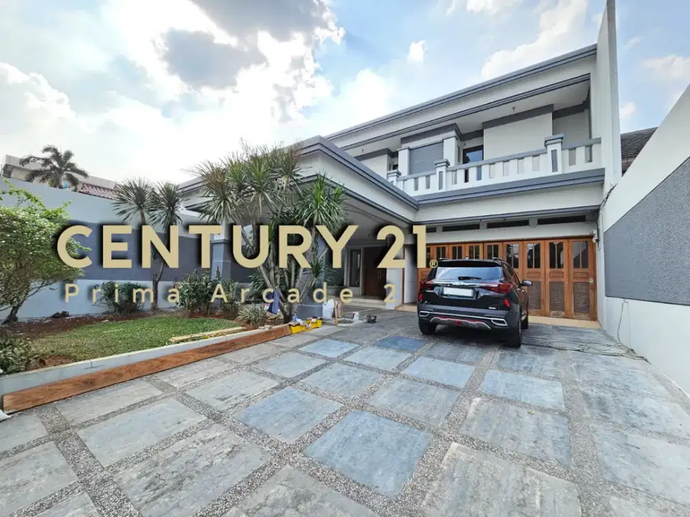 Rumah Cantik Halaman Luas di Jakarta Selatan - PR 15600