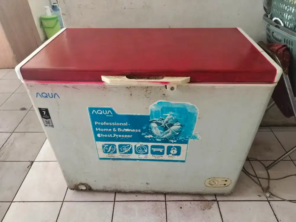 Dijual Freezer Bekas 200 Liter