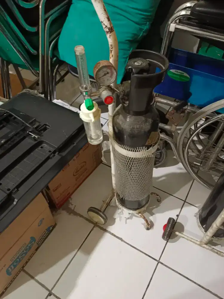 Tabung oksigen kecil