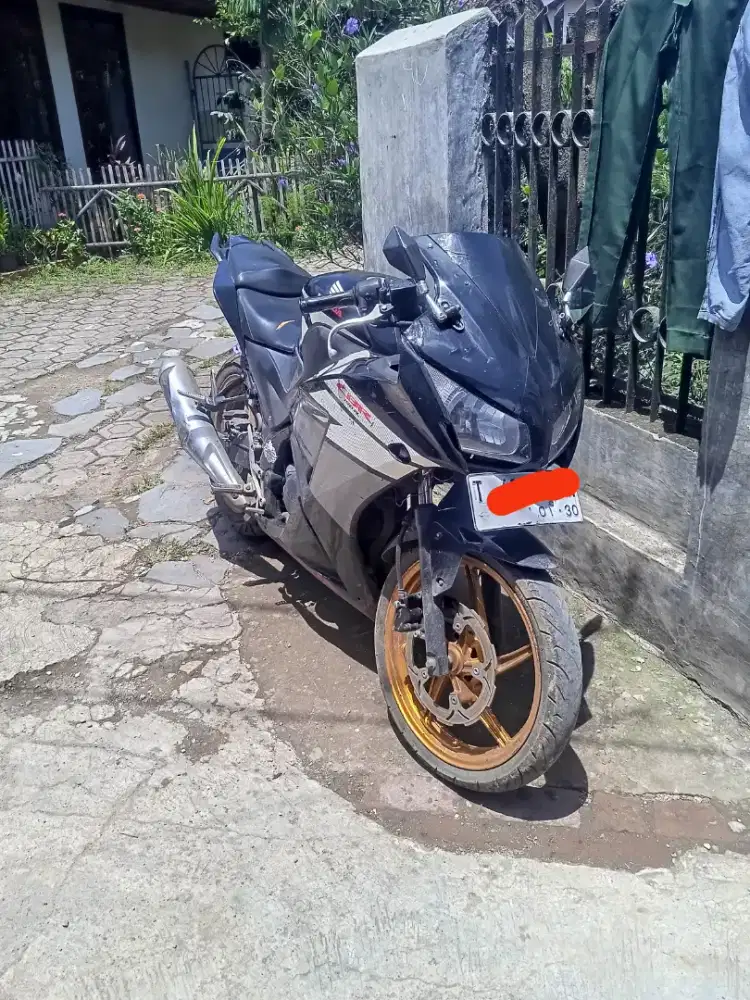 CBR 2015 R K45A PLAT SUBANG