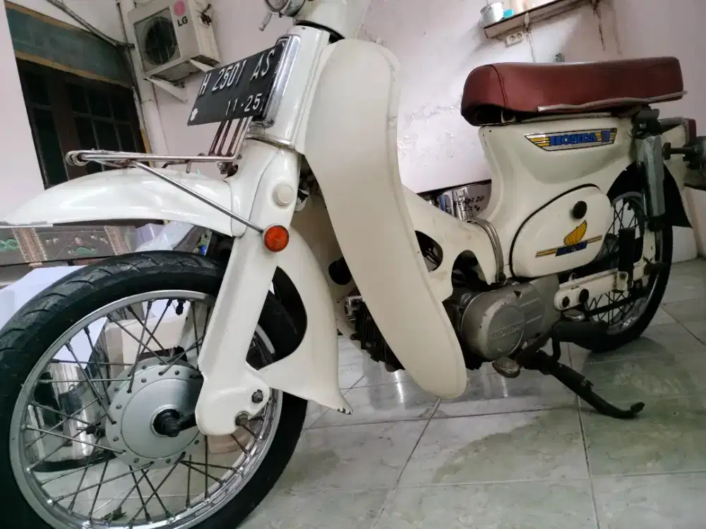 C70 79 Putih Original istimewa mulus