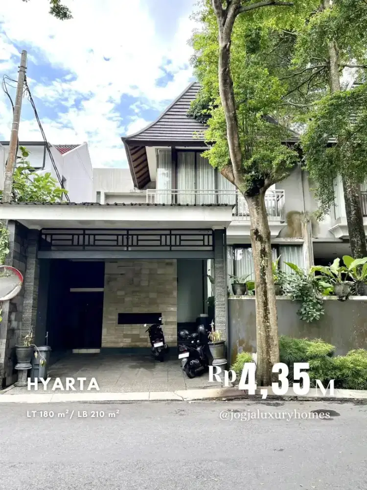 Dijual Rumah Keren di Perumahan Elite Hyarta Residence Palagan