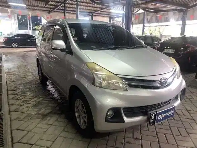 LOW DP Daihatsu Xenia 1.3 R Bensin-MT 2014 KGW