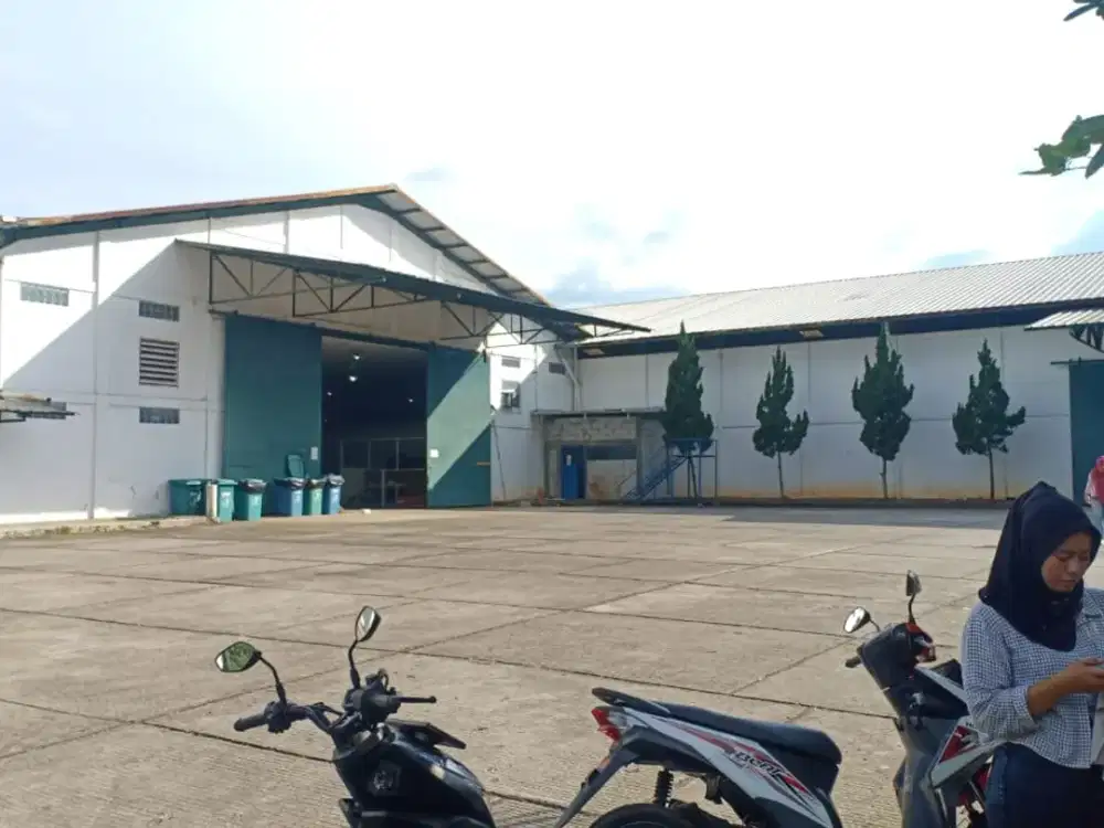 Gudang dan Tanah Luas di Cianjur