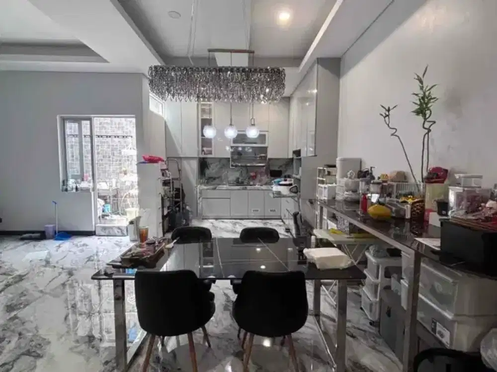 Rumah 2 Lantai Full Renovasi Amalfi Gading Serpong BSD City Tangerang Banten KLAEJ