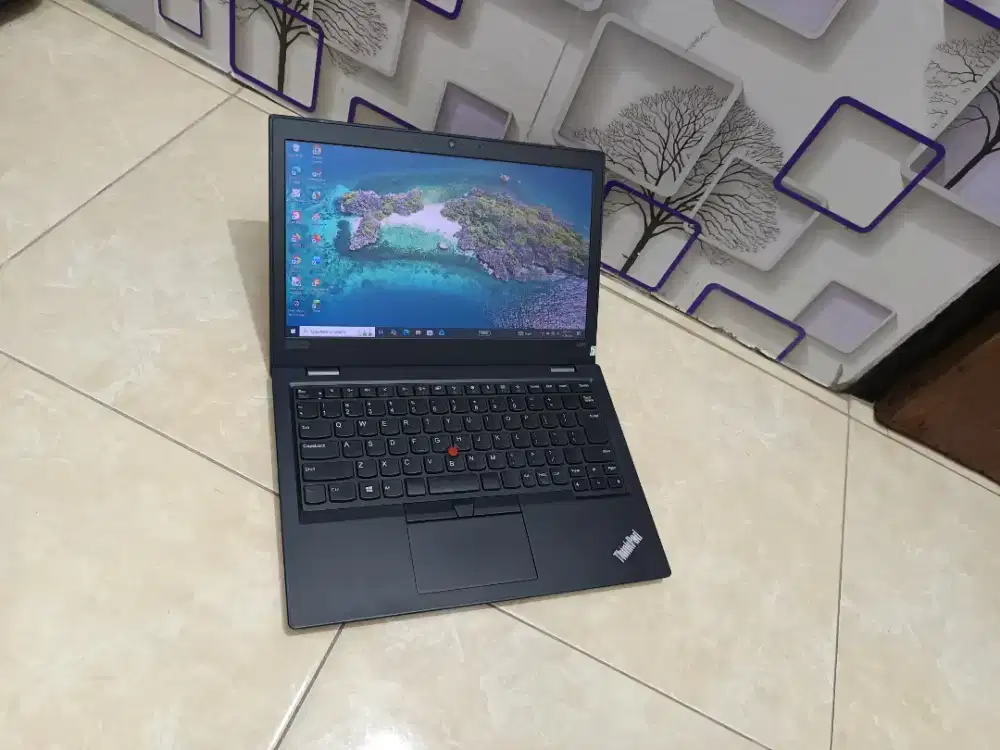 Thinkpad L380 core i5-8250U ram 16gb,ssd 256gb,layar full HD mantap