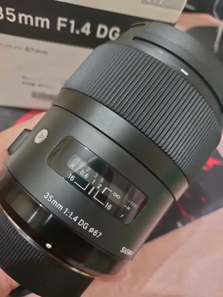 Sigma art 35mm f/1.4 for nikon