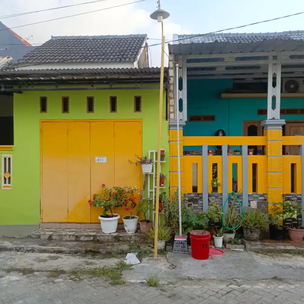Di jual dua rumah