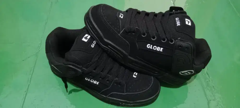 Sepatu skate globe