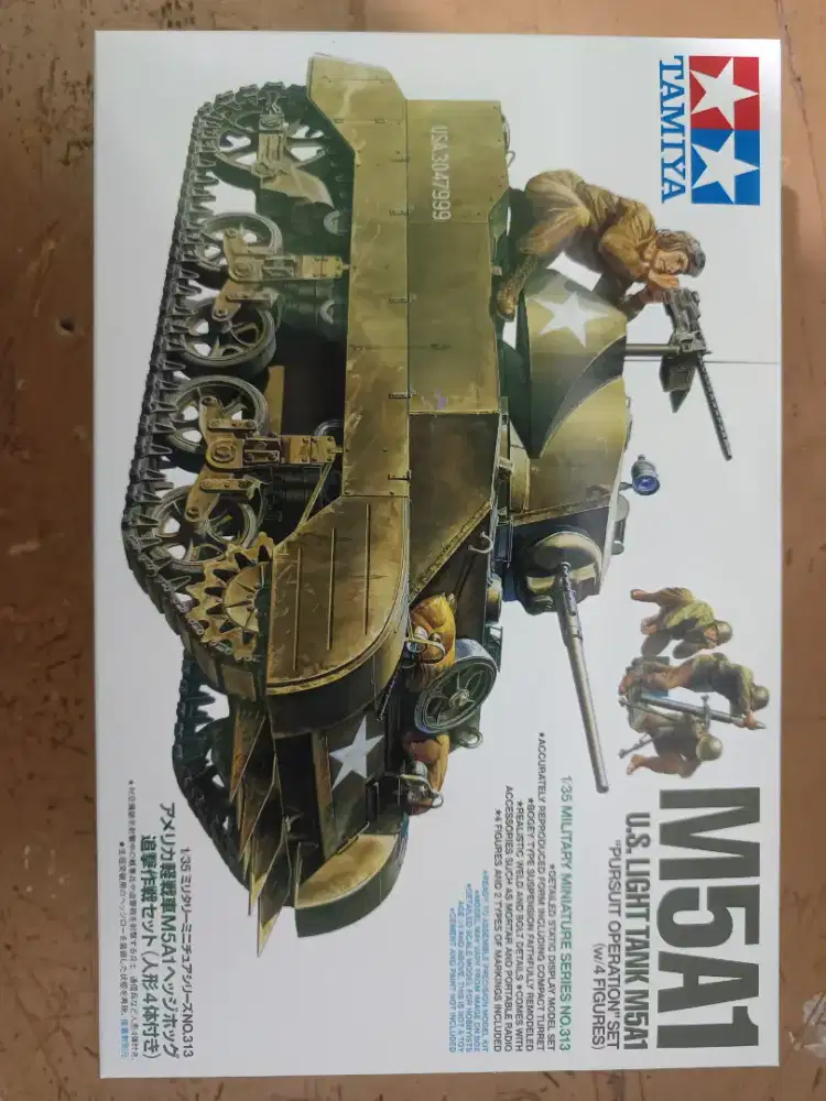 TAMIYA U.S. LIGHT TANK M5A1