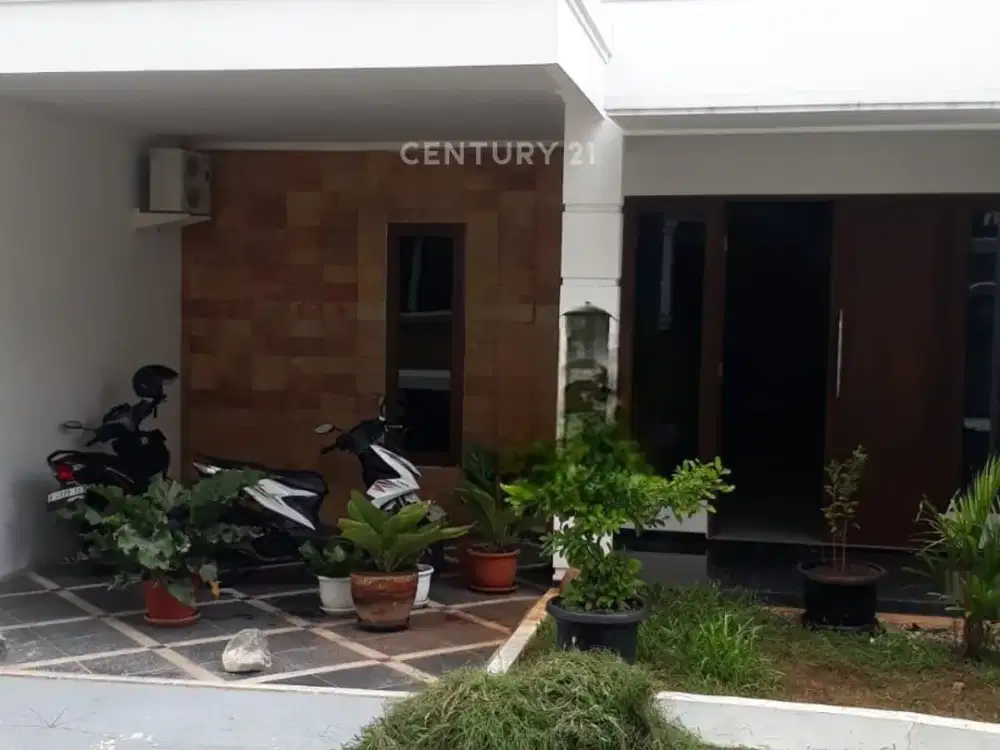 Rumah Modern Minimalis Lokasi Strategis  Di Jagakarsa Ny17029