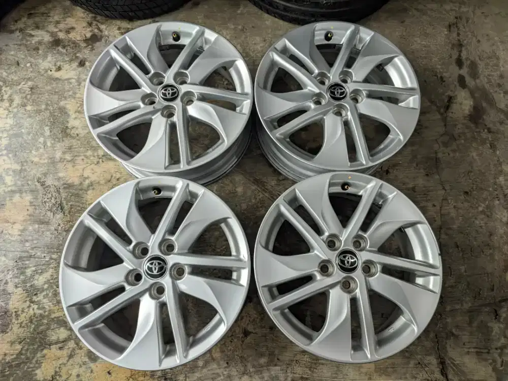 velg original copotan sienta Tipe G 2018