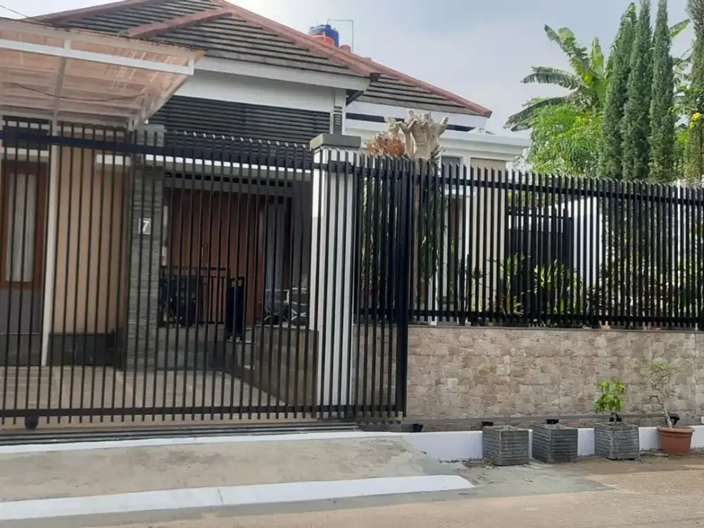 Jual Rumah 1 LANTAI TANAH LUAS di Gegerkalong Geger Kalong Setiabudi setiabudhi Bandung Utara