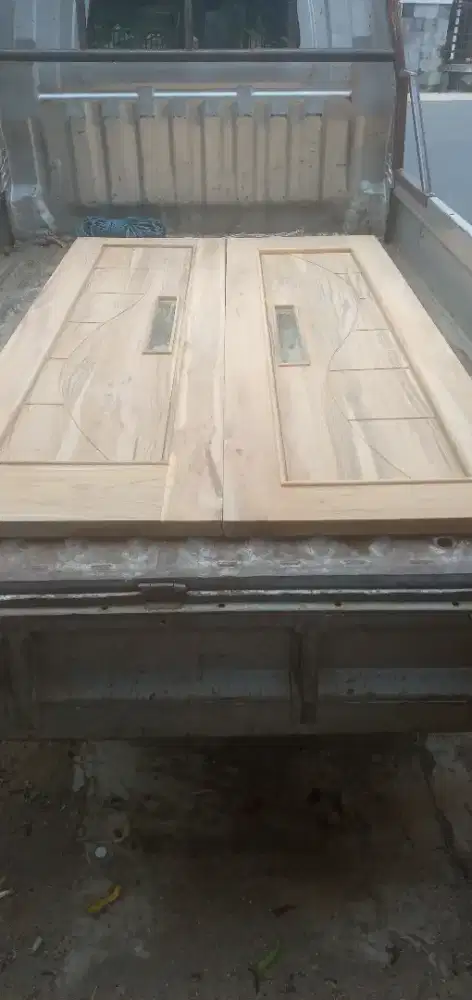 Pintu kupu tarung,pintu minimalis,pintu kayujati