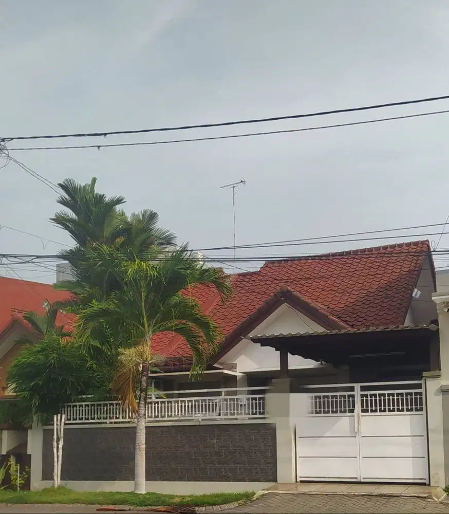 Rumah Minimalis di Araya Galaxy Bumi Permai, SUDAH RENOV