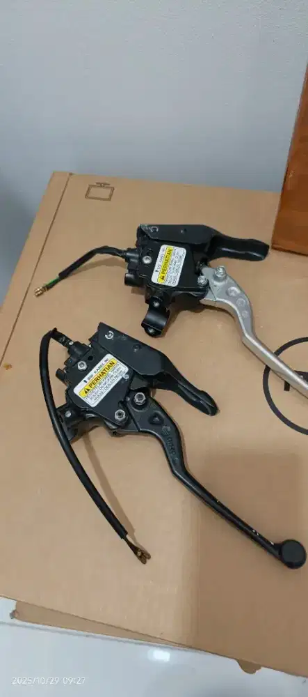 Handle Rem Honda kiri Scoopy atau beat