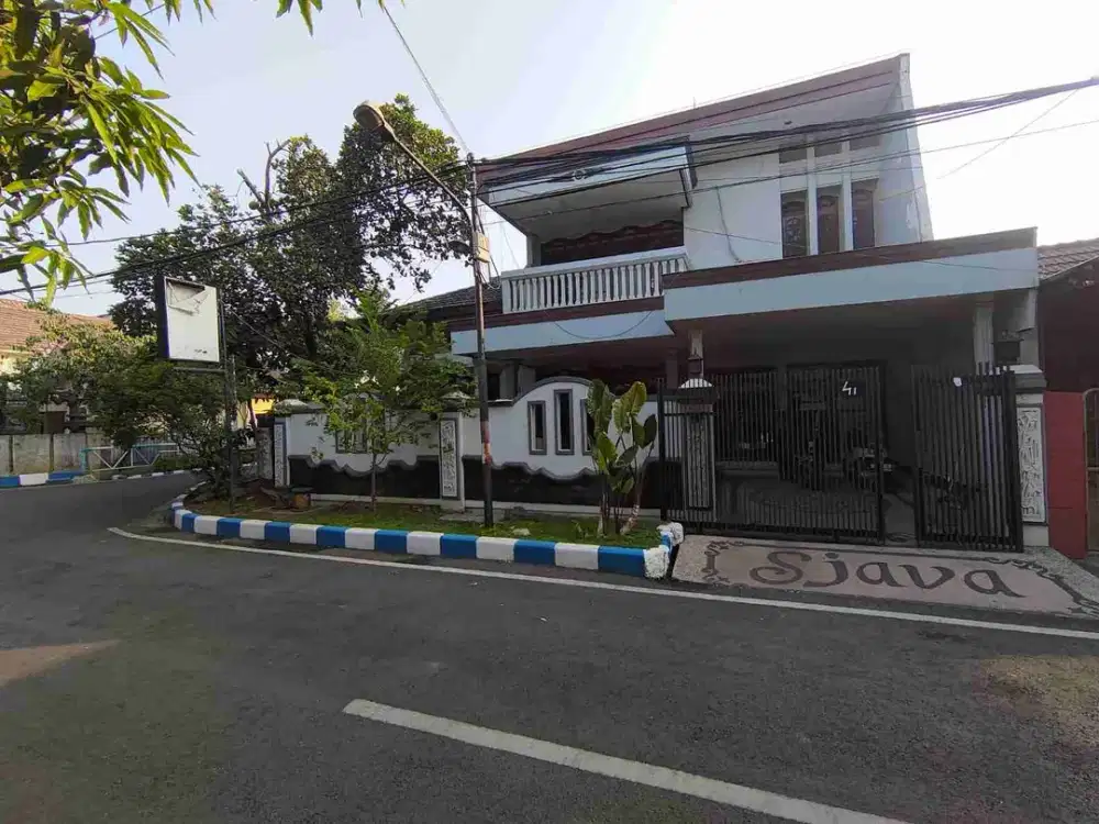 Raya Taman Indah, Dukuh Menanggal, Surabaya