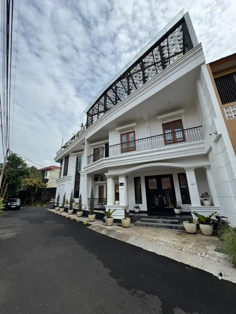Dijual rumah harga 10 M nego
