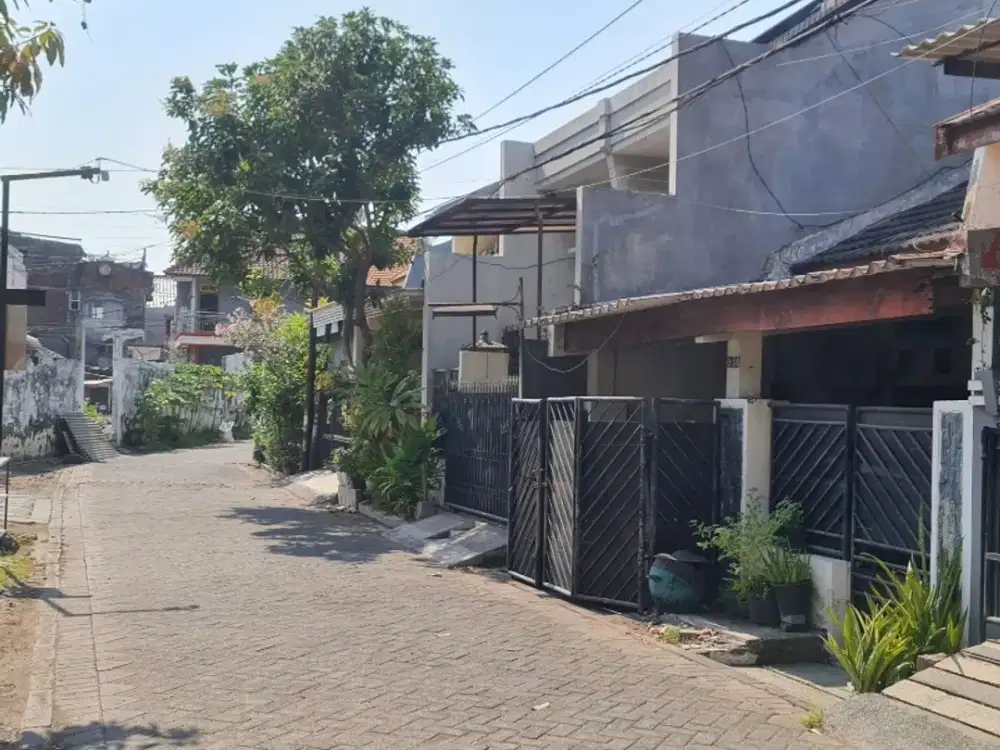rumah murah harga BU d Semolowaru  Nginden  rungkut