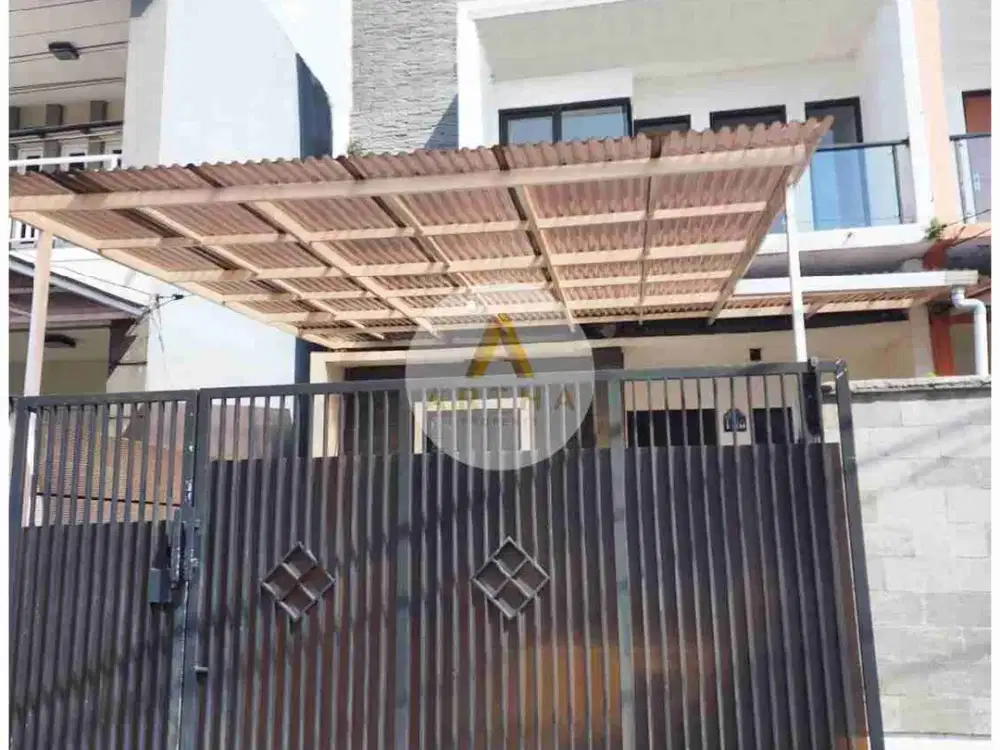 Rumah di taman Cibaduyut indah Bandung