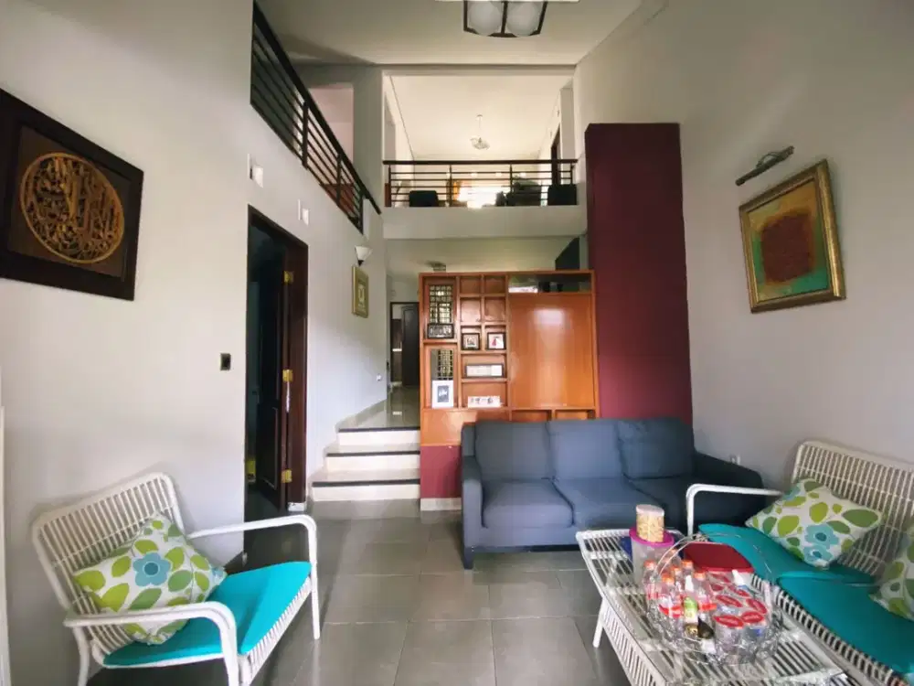 Jual Rumah Siap huni di Cluster Setra Duta Bandung Utara