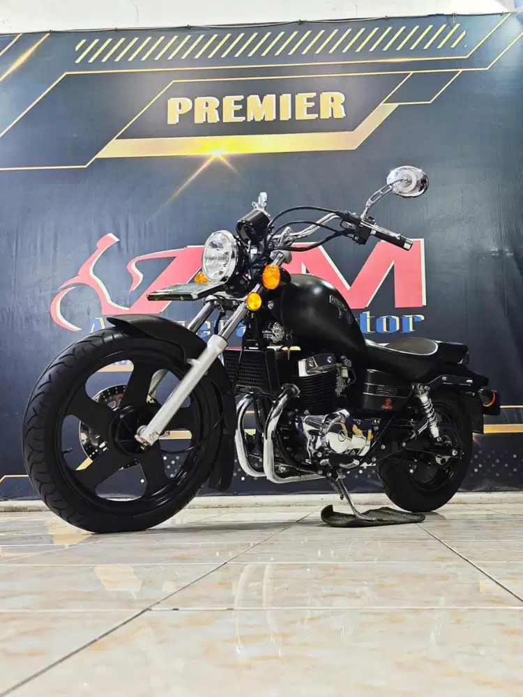 Benelli PE 250cc  2cilinder super moge murah.Anugerah motor rungkut