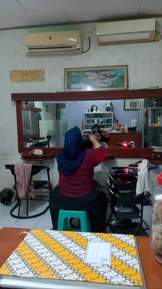 Dibutuhkan stylist wanita