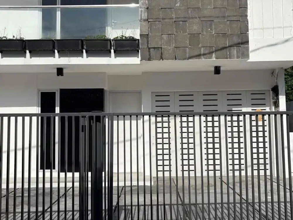 Rumah di Sewakan di Tebet Bagus Bisa buat Kantor