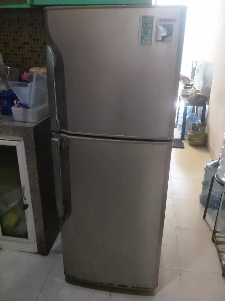 Djl Kulkas Merk SAMSUNG 2 Pintu Jumbo