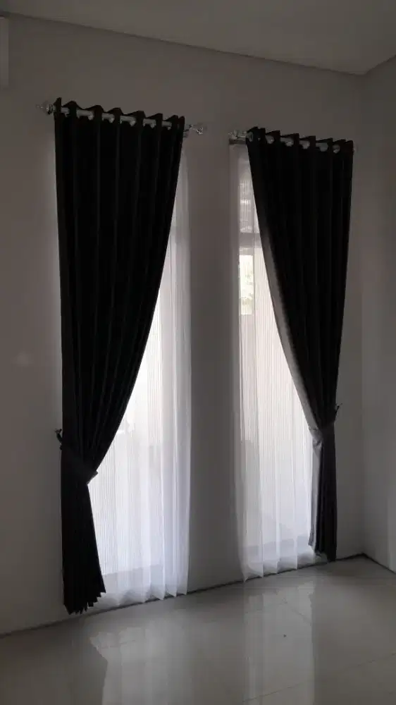 Menerima pemesanan gorden