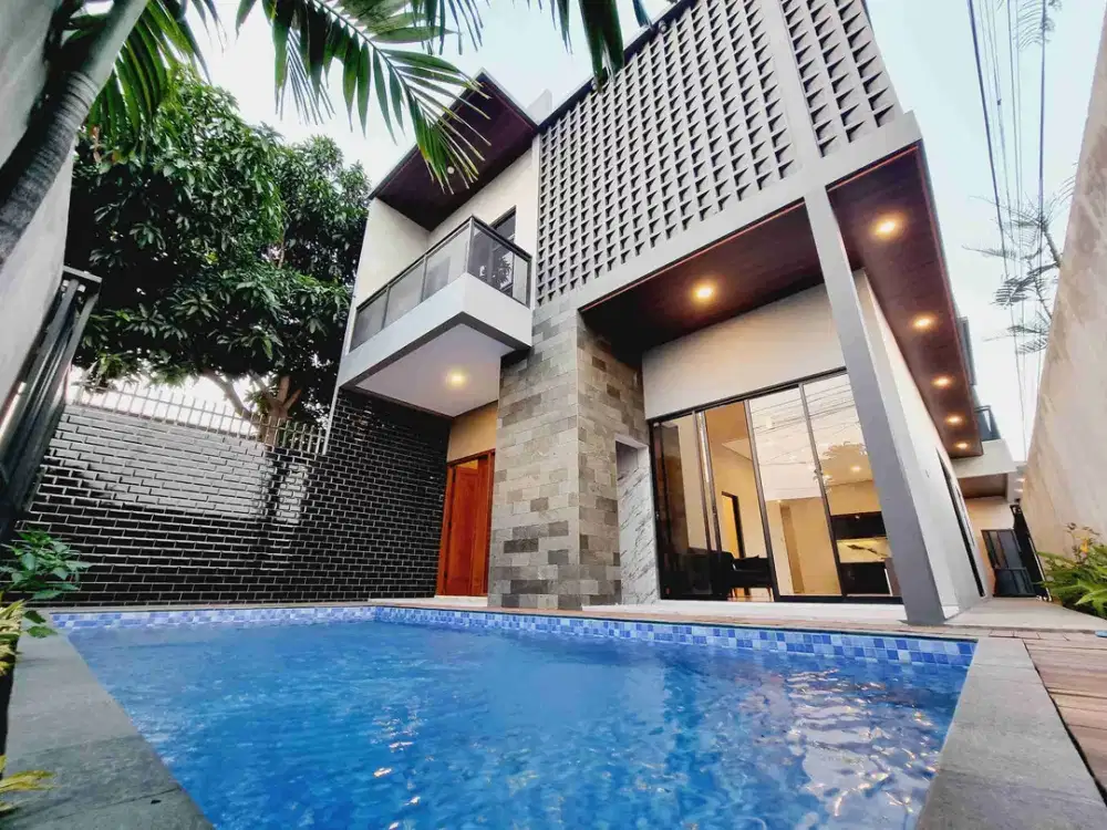 Rumah Baru 2 Lt Industrial Ada Private Pool Solo Kota