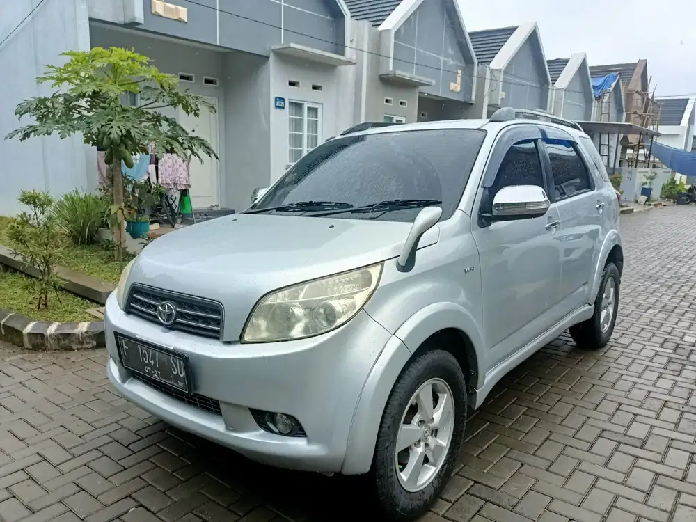 Toyota Rush 2009 Bensin