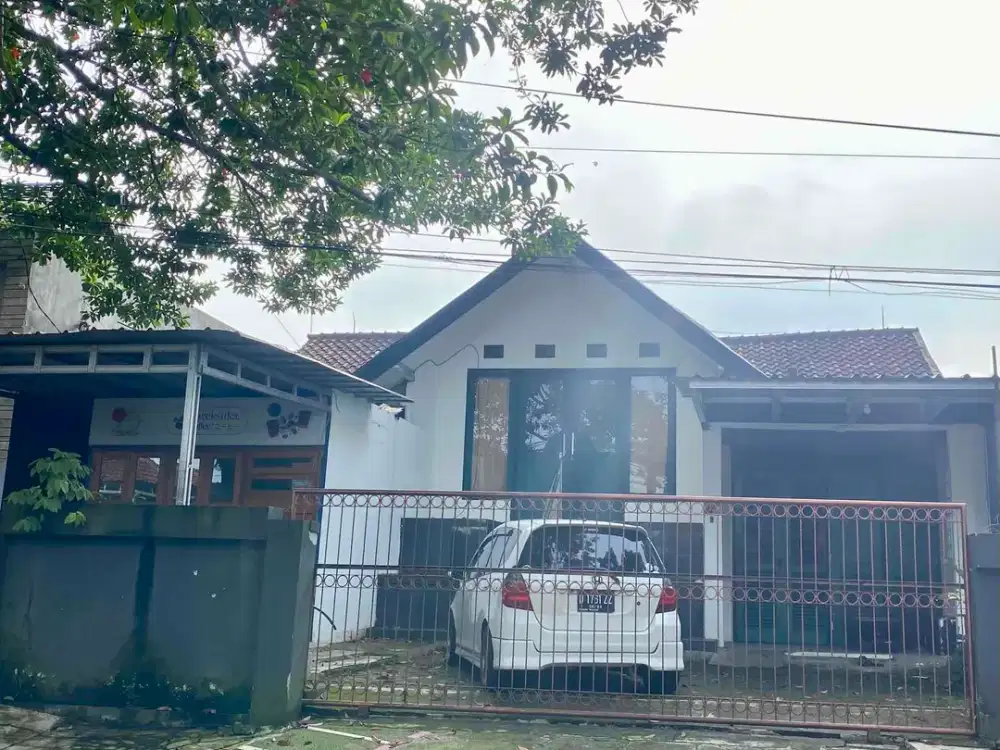 Rumah Cocok Untuk Usaha Di Sarijadi