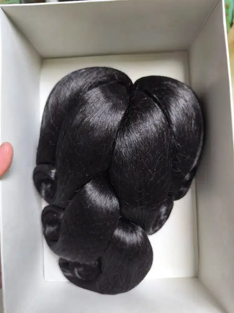 Sanggul rambut palsu usaha salon