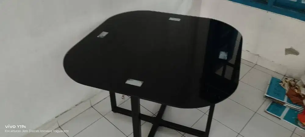 meja makan informa Home livin murah