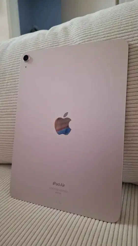 Ipad air generasi ke 5 m1 256 ibox pink mulus