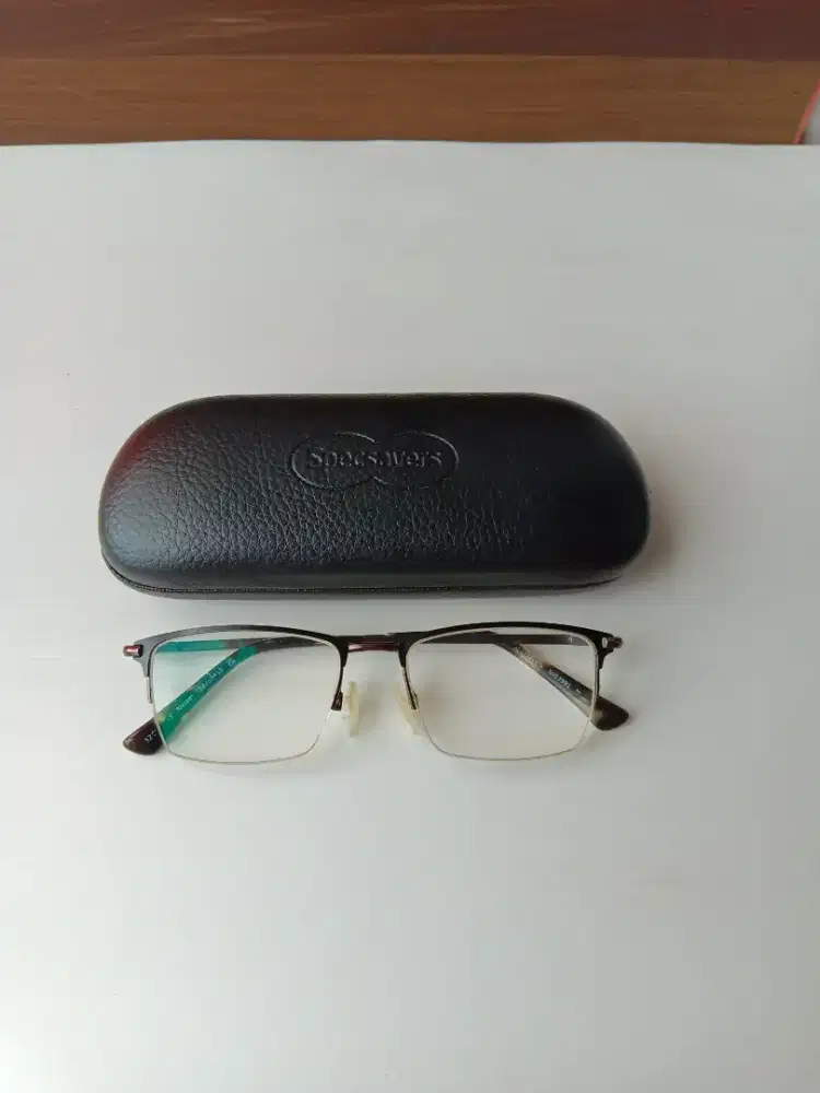 Kacamata Specsaver Nasser original